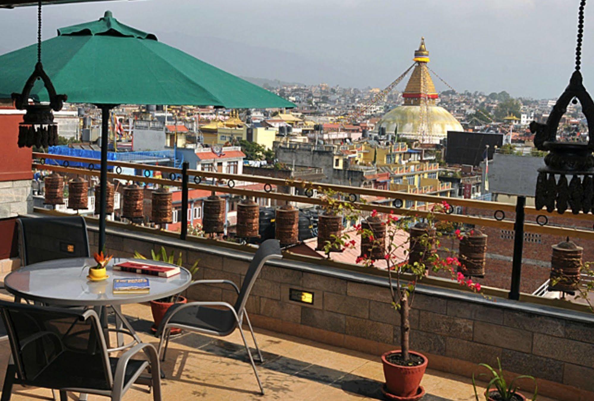 Hotel Tibet International Katmandu Zewnętrze zdjęcie